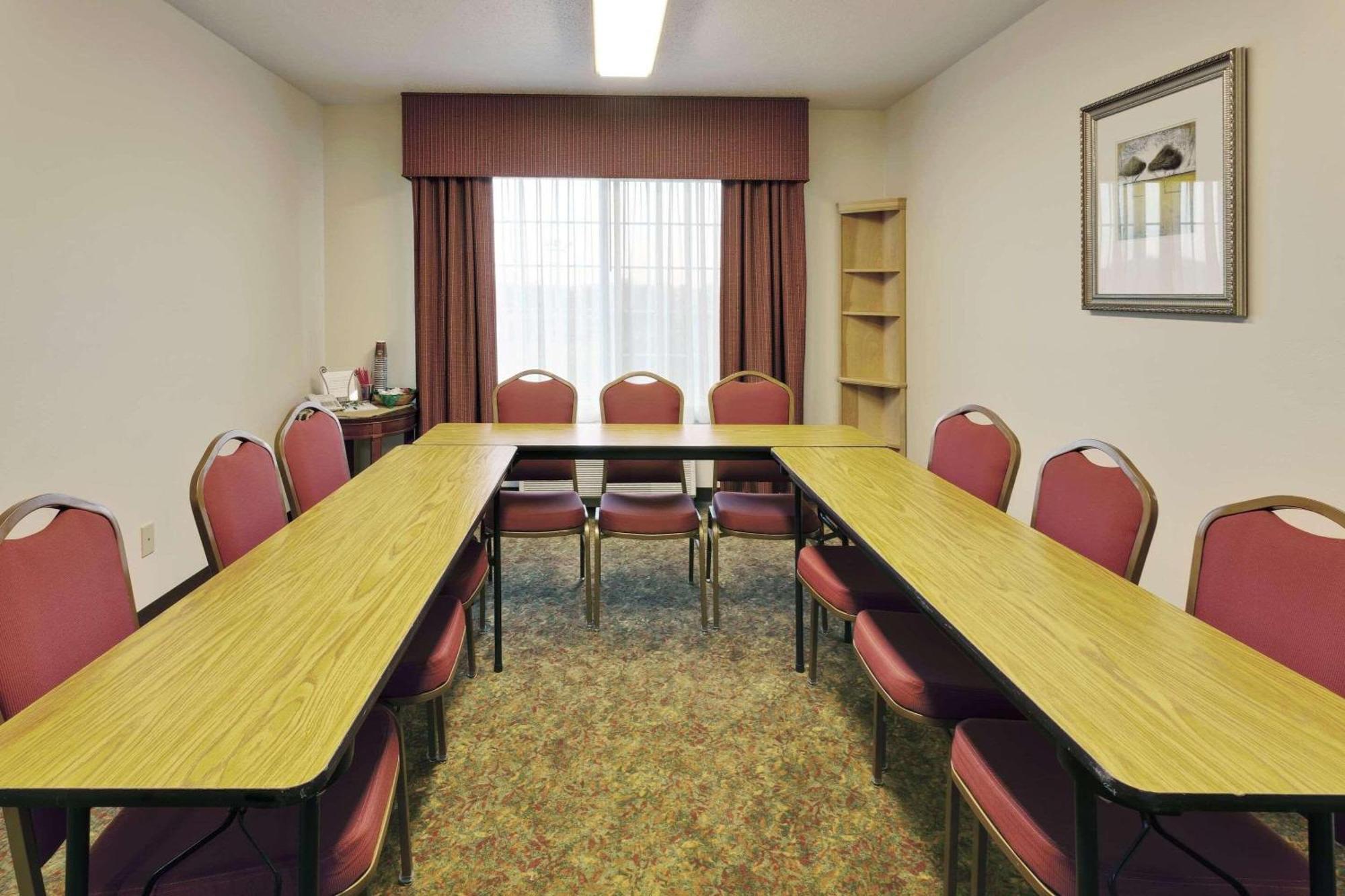 Country Inn & Suites By Radisson, Big Flats Horseheads Exterior foto